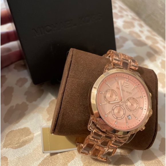 Michael Kors Audrina Chronograph Rose Dial Ladies Watch
MK6203 - Picture 2 of 8